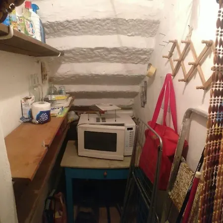 Casa Conti, In Centro A 7 Minuti Dal Mare * Riotorto